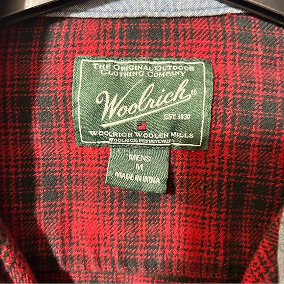 Woolrich Men’s Red Plaid Long Sleeve Button Down Flannel Shirt. Size M - Picture 9 of 10